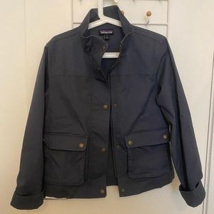 Patagonia Women’s Organic Cotton Chore Jacket
Small - Navy Blue